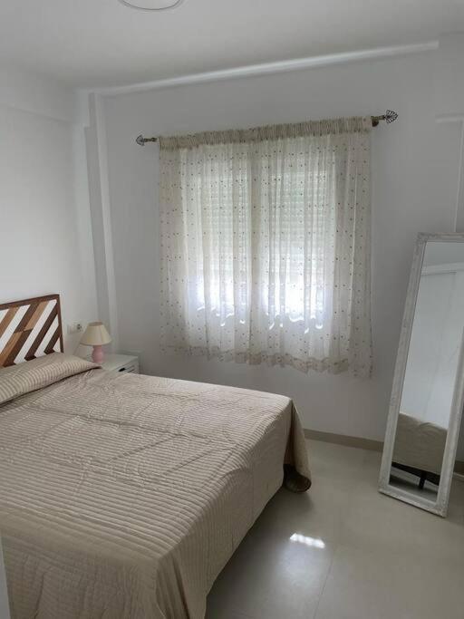 Reformado Con Vistas Al Mar Apartment Nerja Luaran gambar